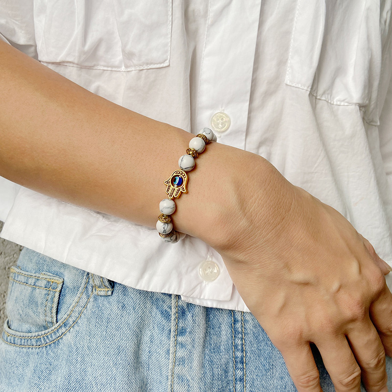 Pulsera con cuentas de piedra  - Yoga Fitness Tracker reseña y precio